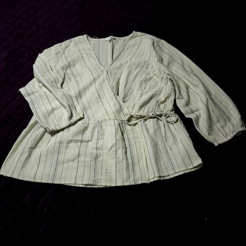 New Women's Peplum Blouse size XL 16/18